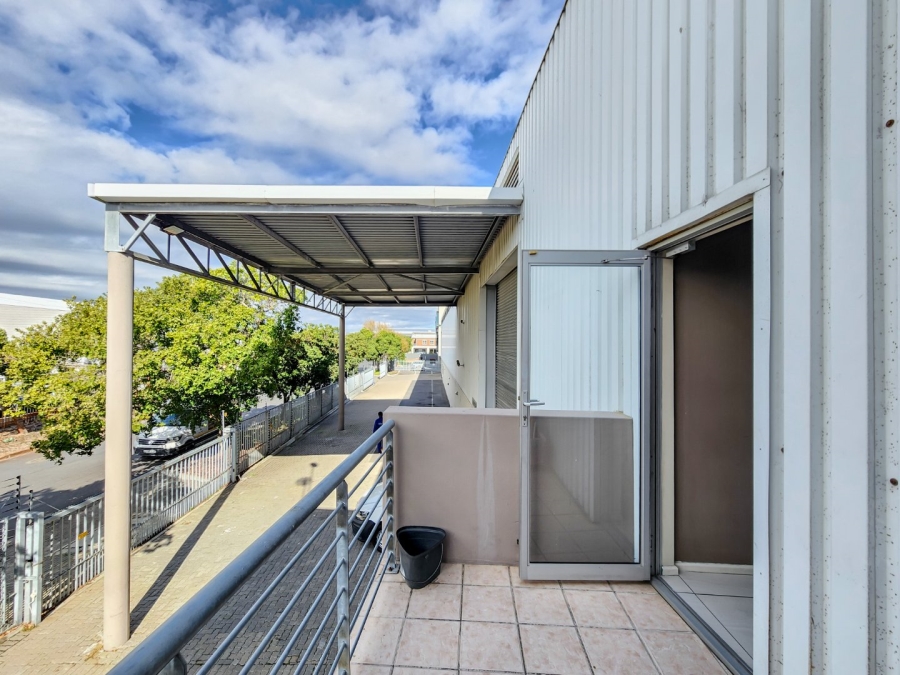 To Let commercial Property for Rent in Montague Gardens Western Cape